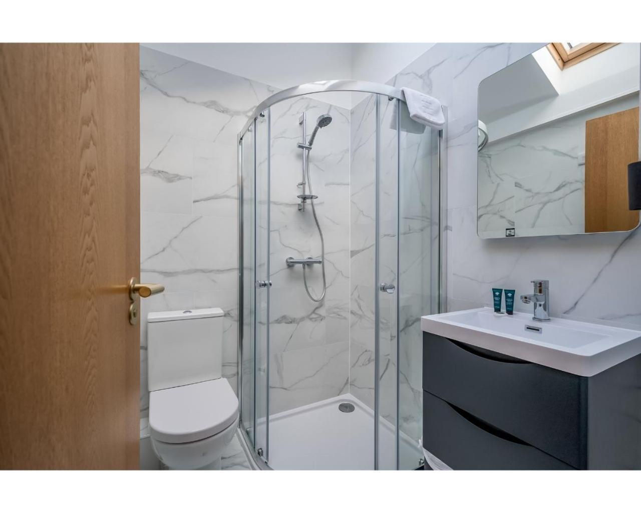 Central Belfast Apartments Pottinger'S Quay エクステリア 写真