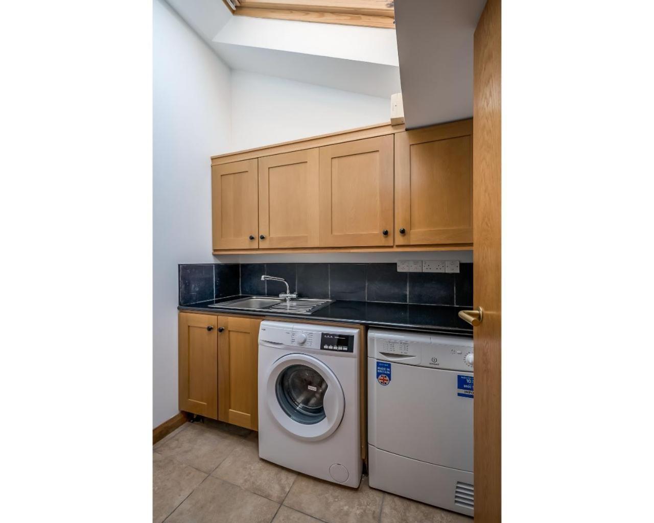 Central Belfast Apartments Pottinger'S Quay エクステリア 写真