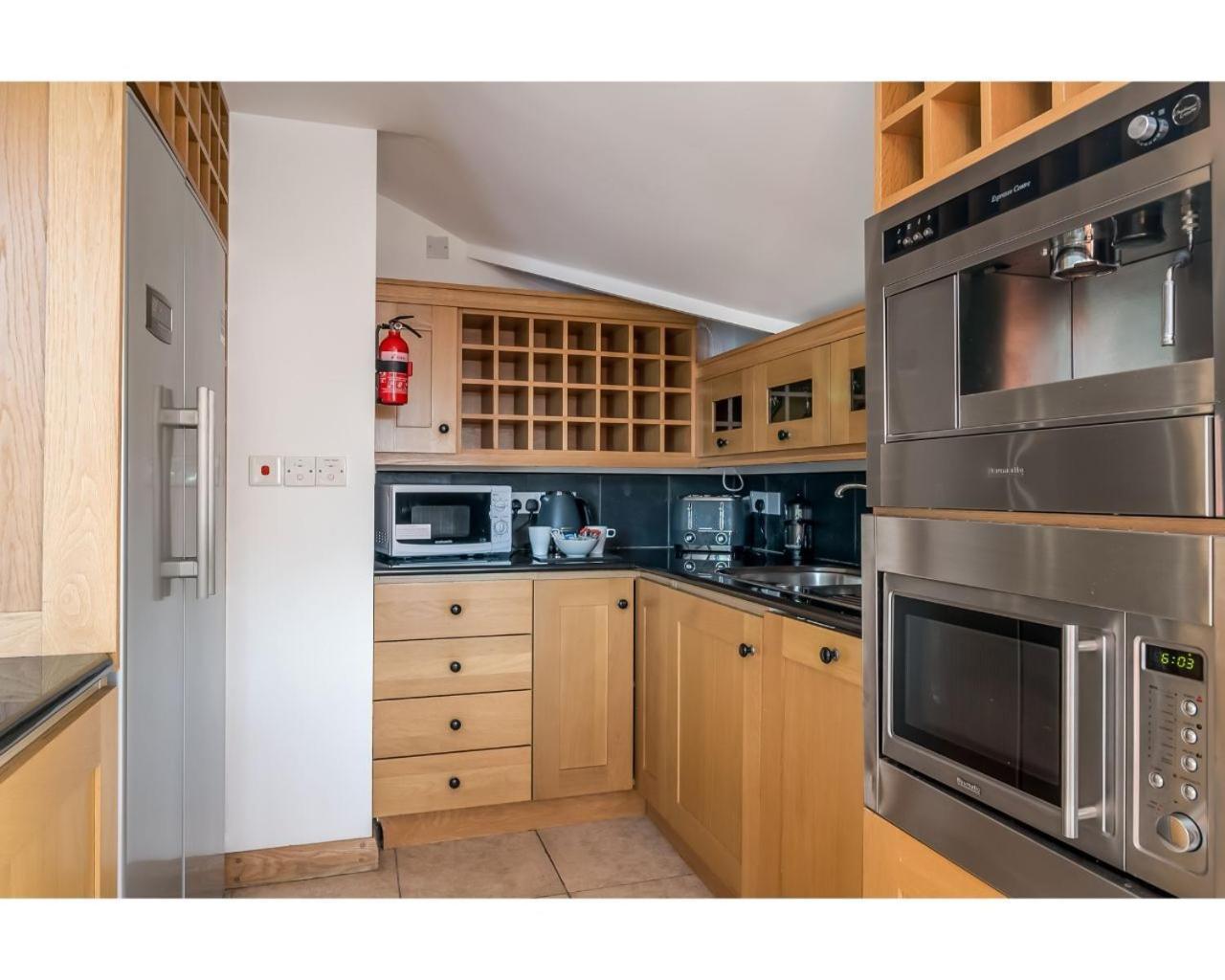 Central Belfast Apartments Pottinger'S Quay エクステリア 写真